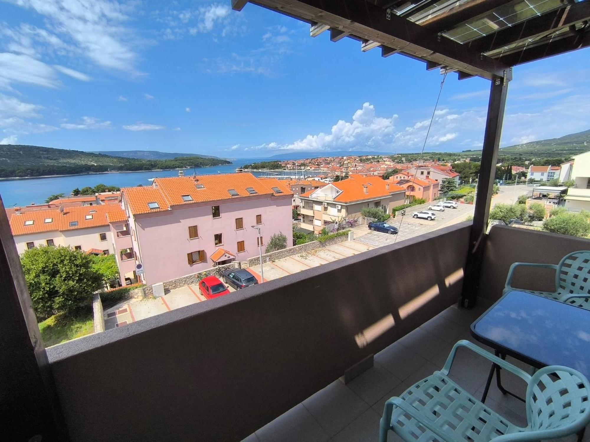Apartments Pongrac Црес Экстерьер фото