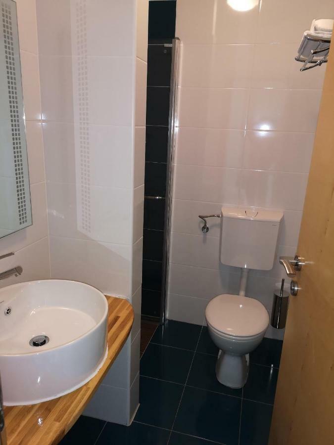 Apartments Pongrac Црес Экстерьер фото