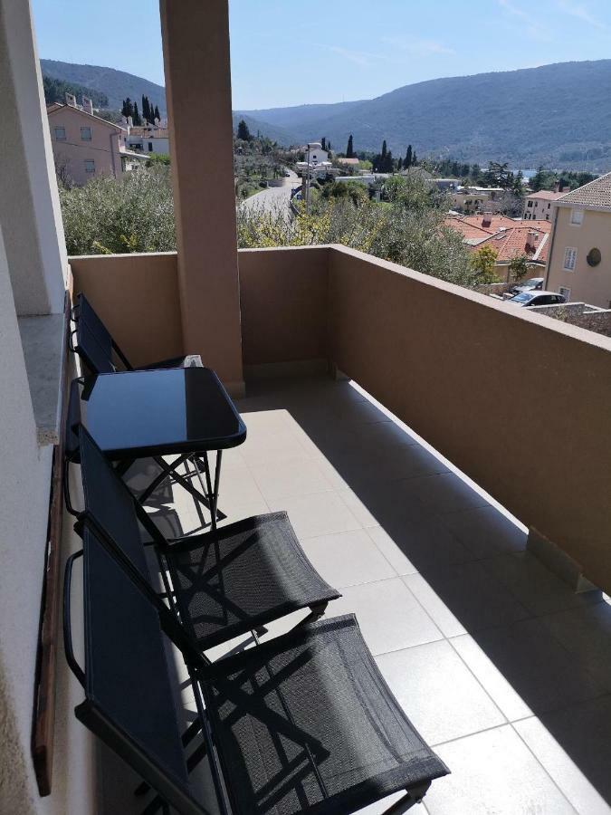 Apartments Pongrac Црес Экстерьер фото