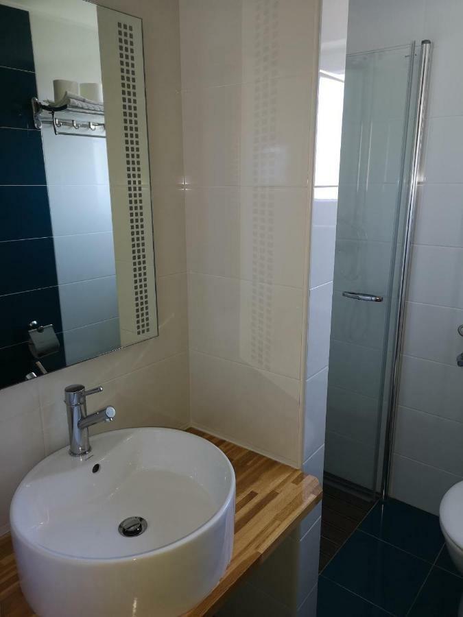 Apartments Pongrac Црес Экстерьер фото